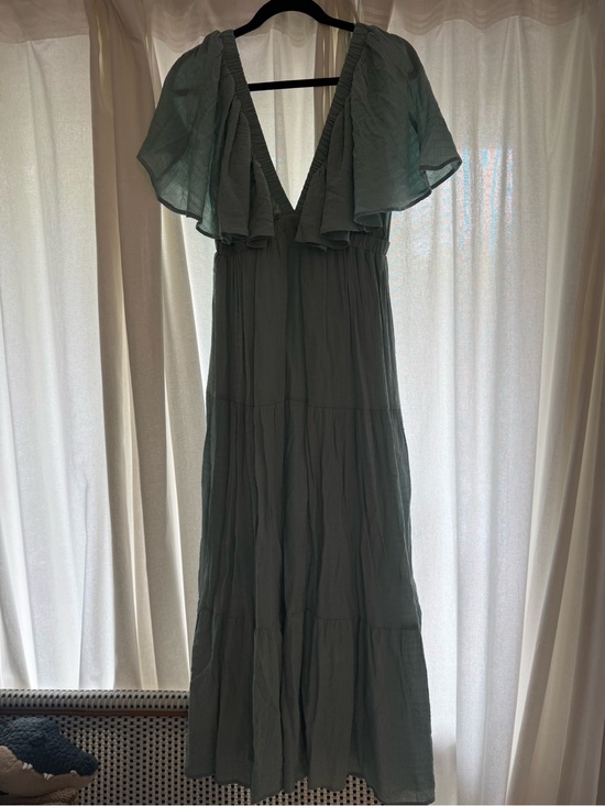 Lalavon Dresses & Skirts - Flowy Sage Green Midi Dress with Flutter Sleeves